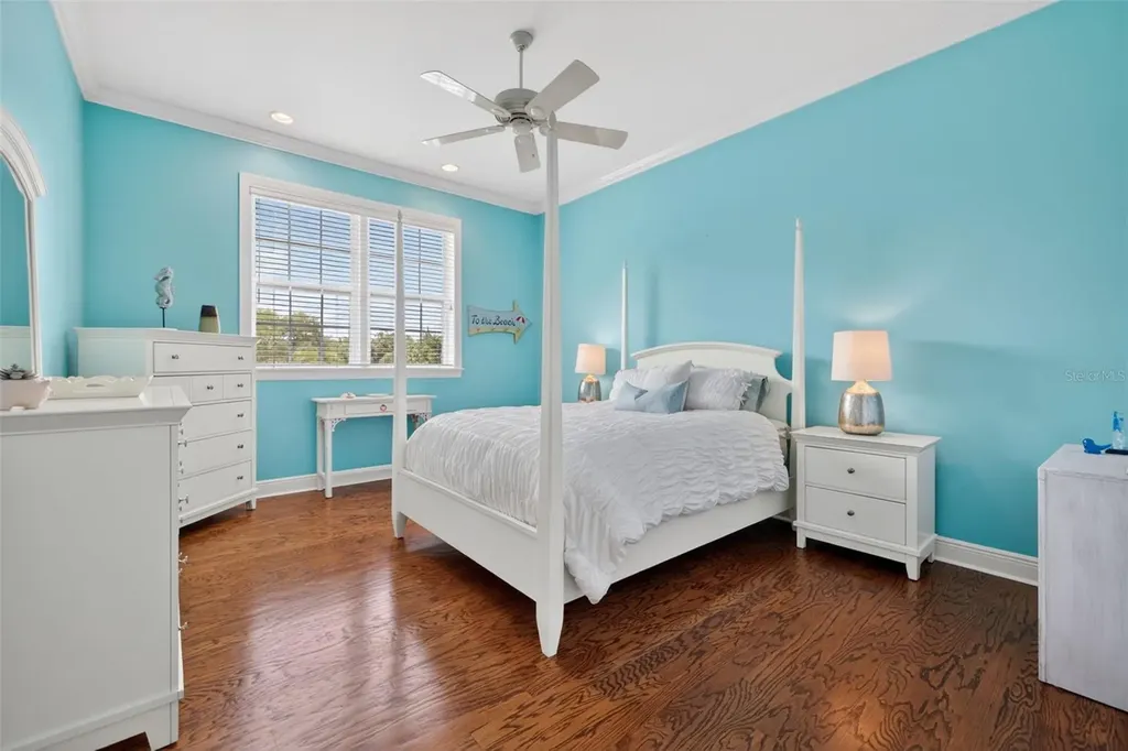 445 Park Avenue Belleair FL 33756
