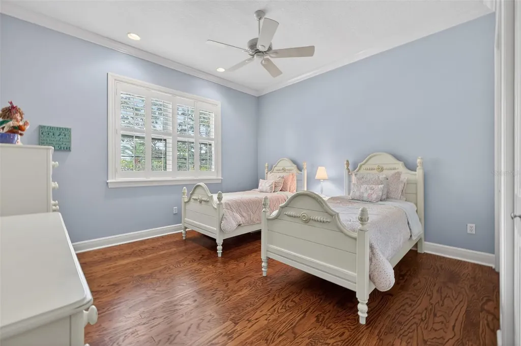 445 Park Avenue Belleair FL 33756