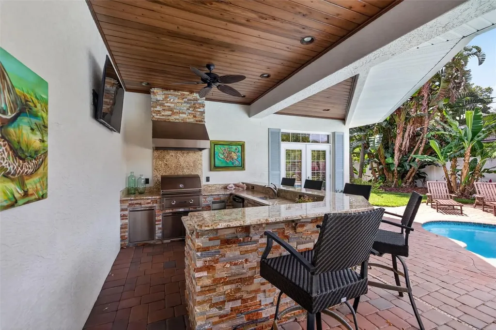 445 Park Avenue Belleair FL 33756