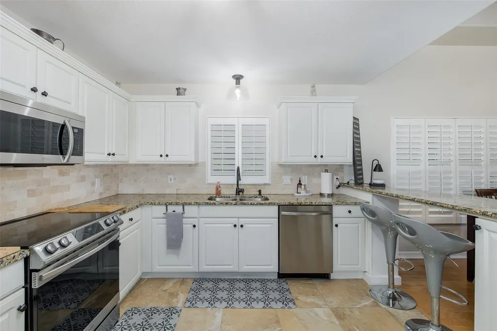 18814 Place Antibes Lutz FL 33558