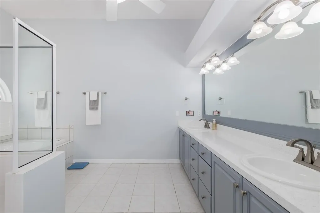 18814 Place Antibes Lutz FL 33558