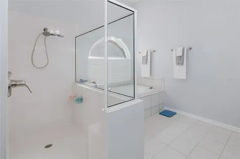 18814 Place Antibes Lutz FL 33558