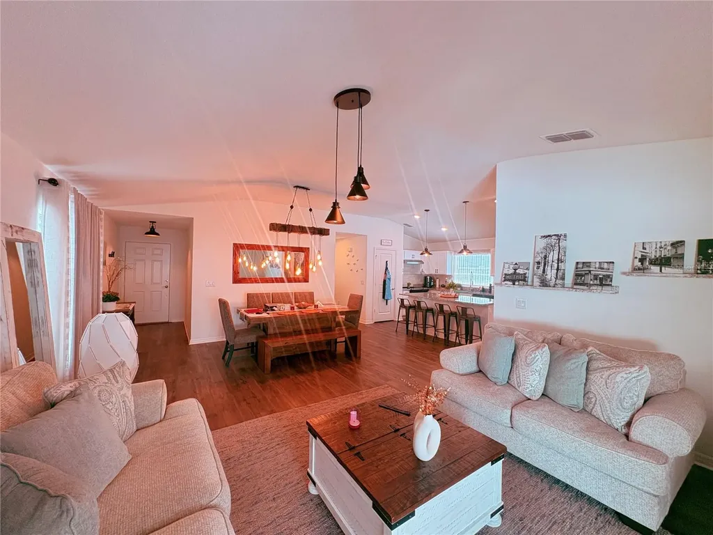 1084 Papaya Circle Davenport FL 33897