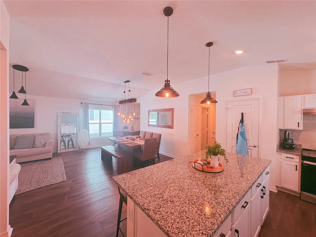 1084 Papaya Circle Davenport FL 33897