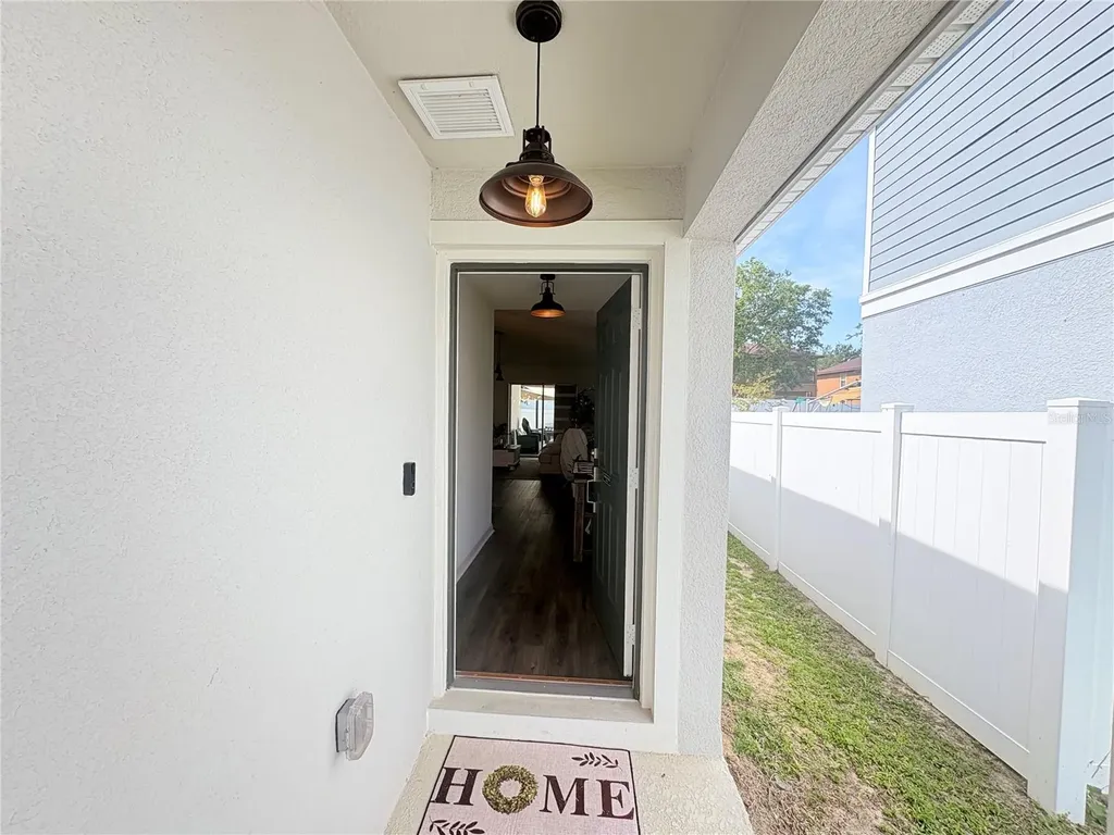 1084 Papaya Circle Davenport FL 33897