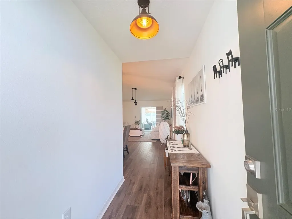 1084 Papaya Circle Davenport FL 33897
