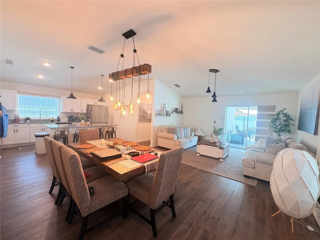 1084 Papaya Circle Davenport FL 33897