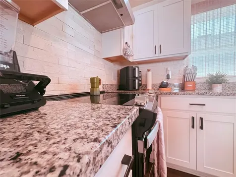 1084 Papaya Circle Davenport FL 33897
