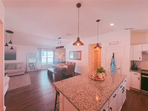 1084 Papaya Circle Davenport FL 33897