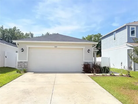 1084 Papaya Circle Davenport FL 33897