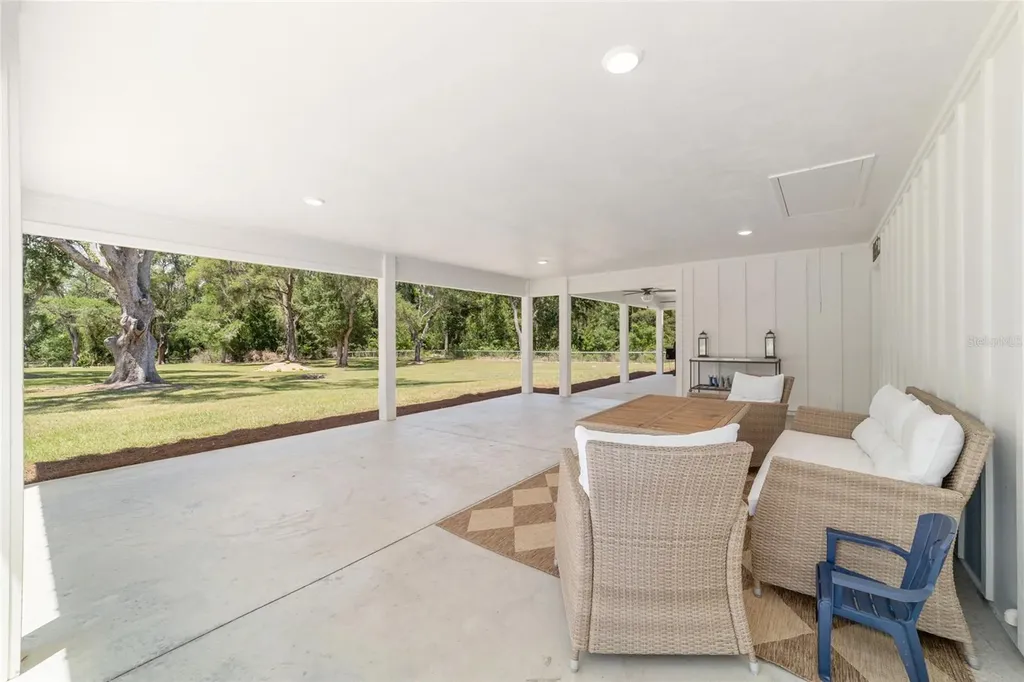 21561 SE 30 Street Williston FL 32696