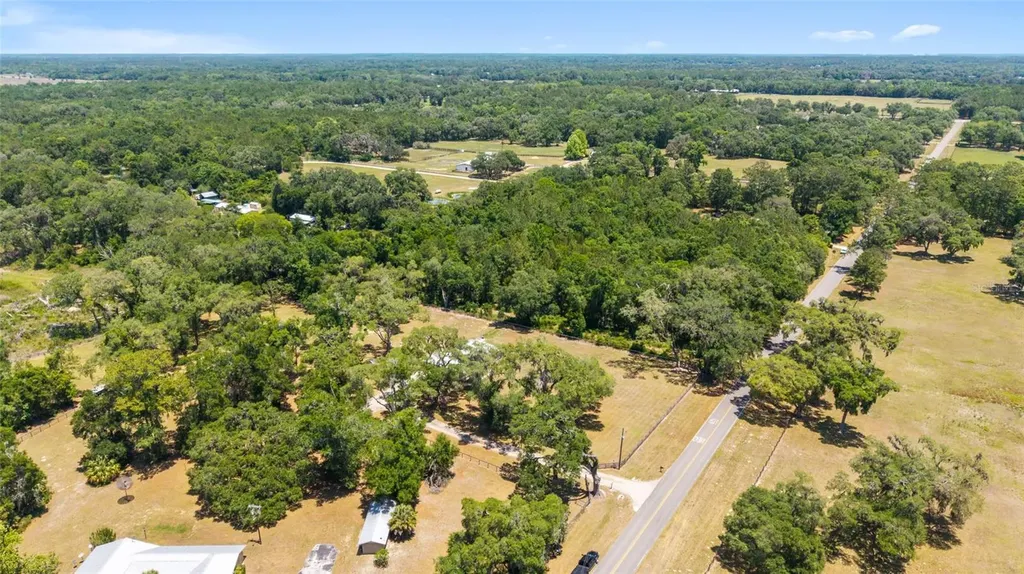 21561 SE 30 Street Williston FL 32696