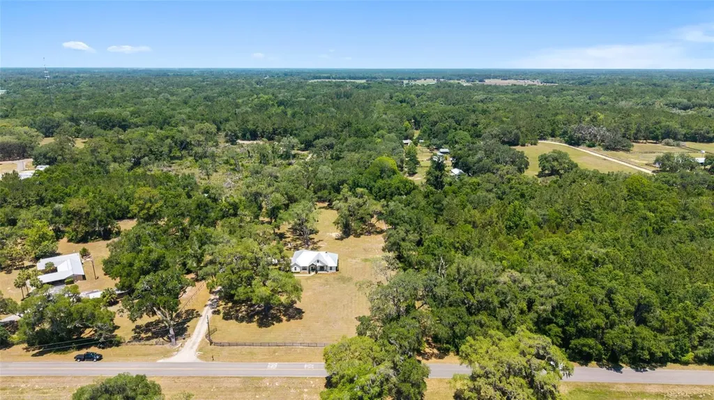 21561 SE 30 Street Williston FL 32696