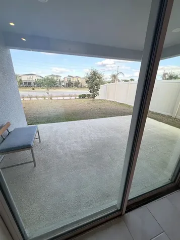 925 Overpool Avenue Davenport FL 33896