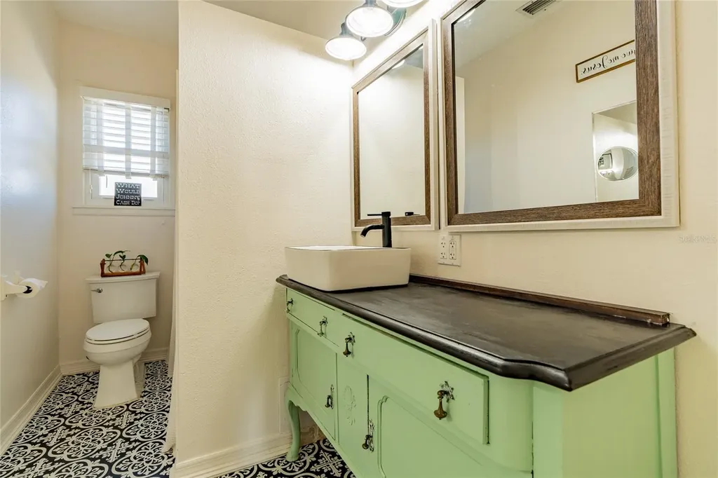 928 Groveland Avenue Venice FL 34285