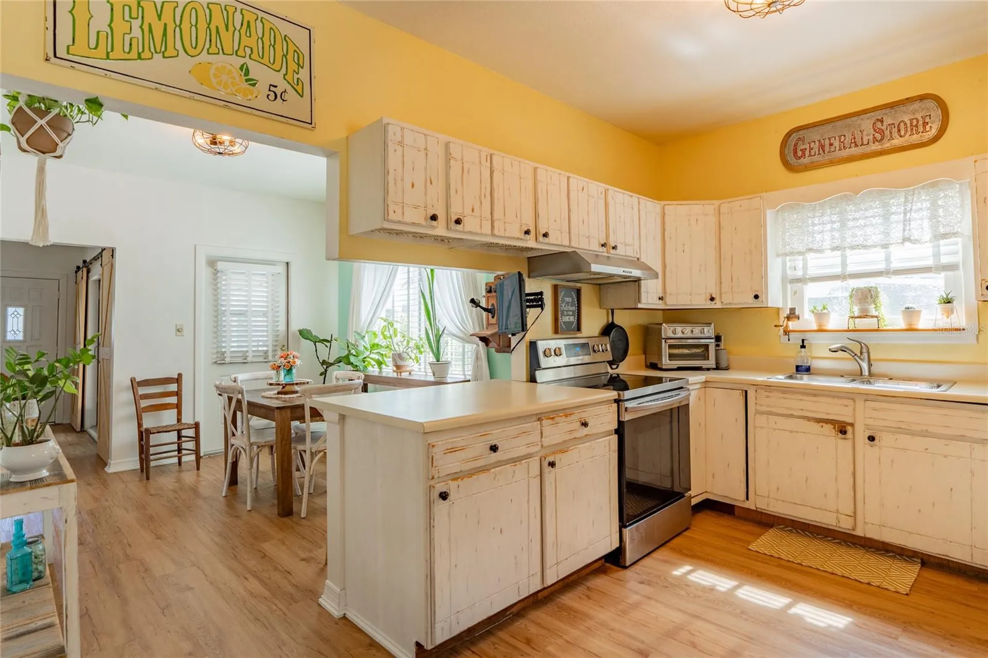 928 Groveland Avenue Venice FL 34285