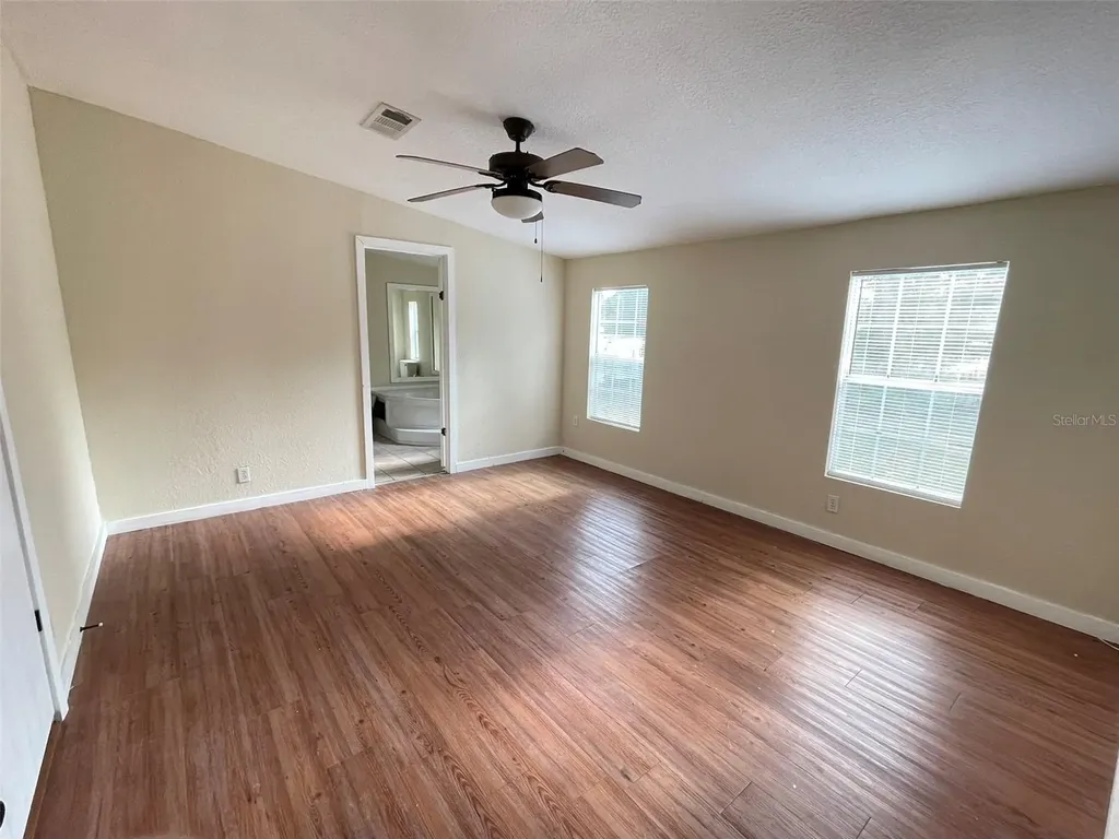 13716 NE County Road 1471 Waldo FL 32694