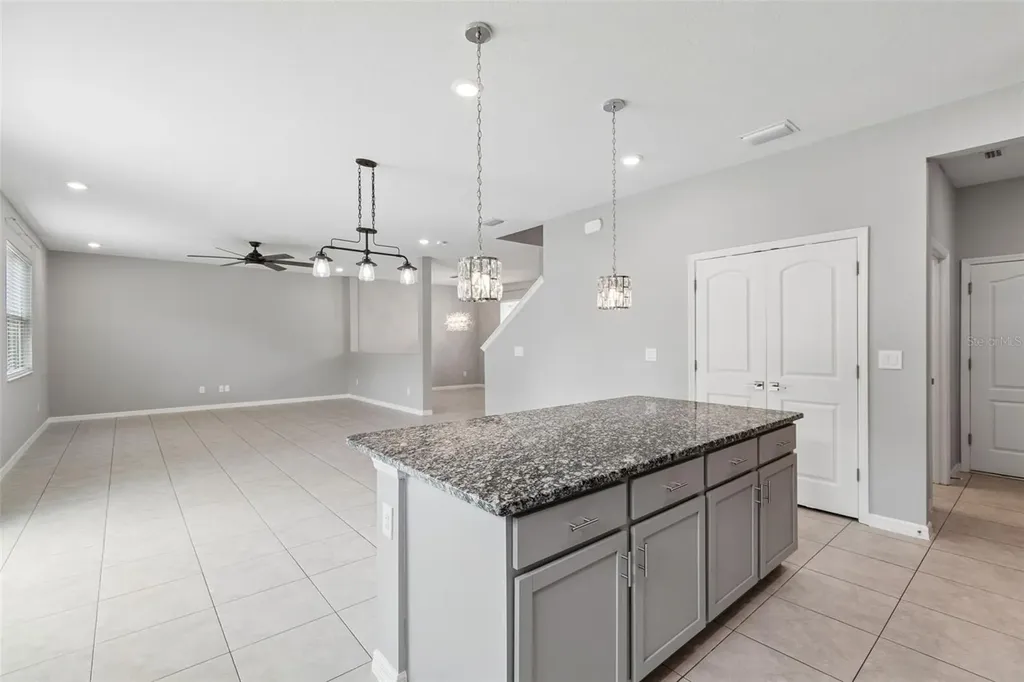 9235 Freedom Hill Drive Seffner FL 33584