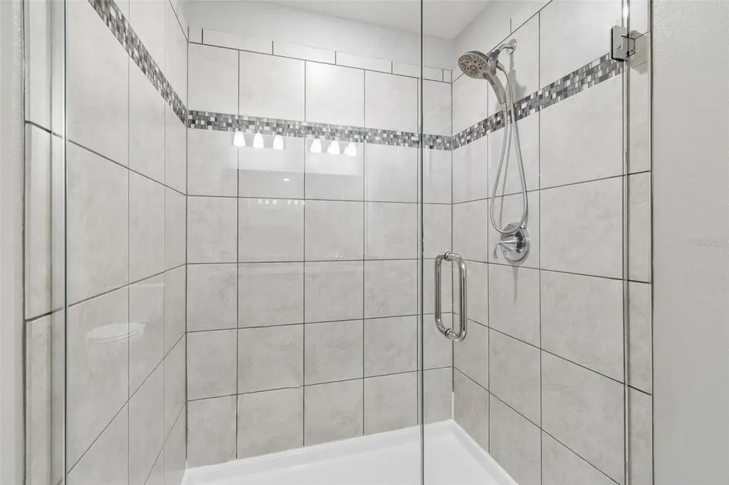 9235 Freedom Hill Drive Seffner FL 33584