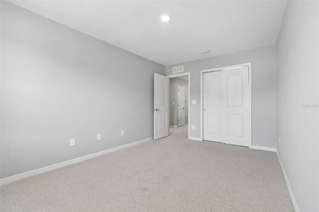 9235 Freedom Hill Drive Seffner FL 33584