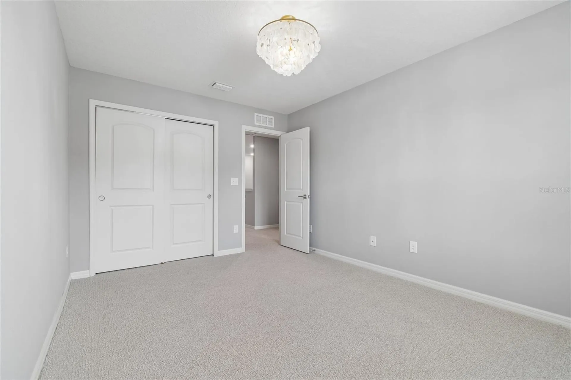 9235 Freedom Hill Drive Seffner FL 33584