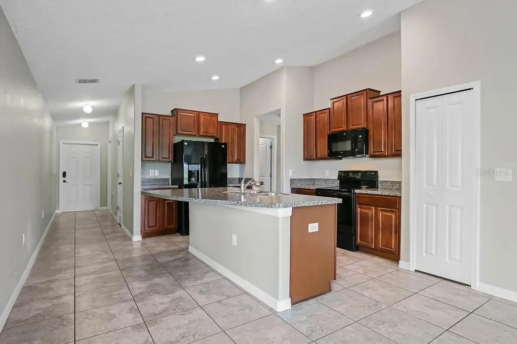 6529 Trent Creek Drive Sun City Center FL 33573
