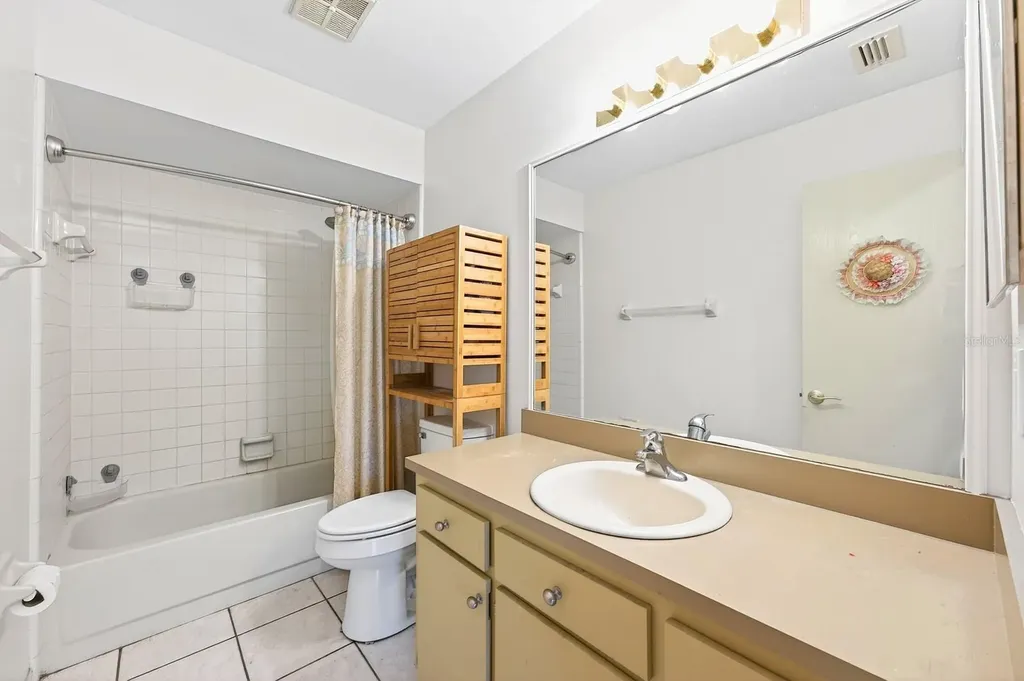 87 Florida Parkway Kissimmee FL 34743