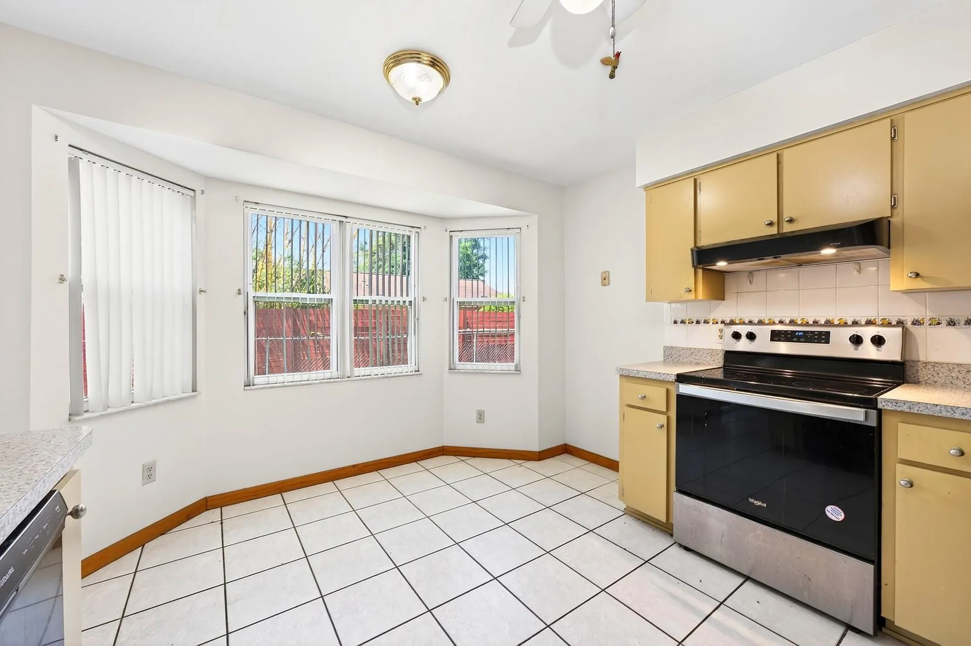 87 Florida Parkway Kissimmee FL 34743