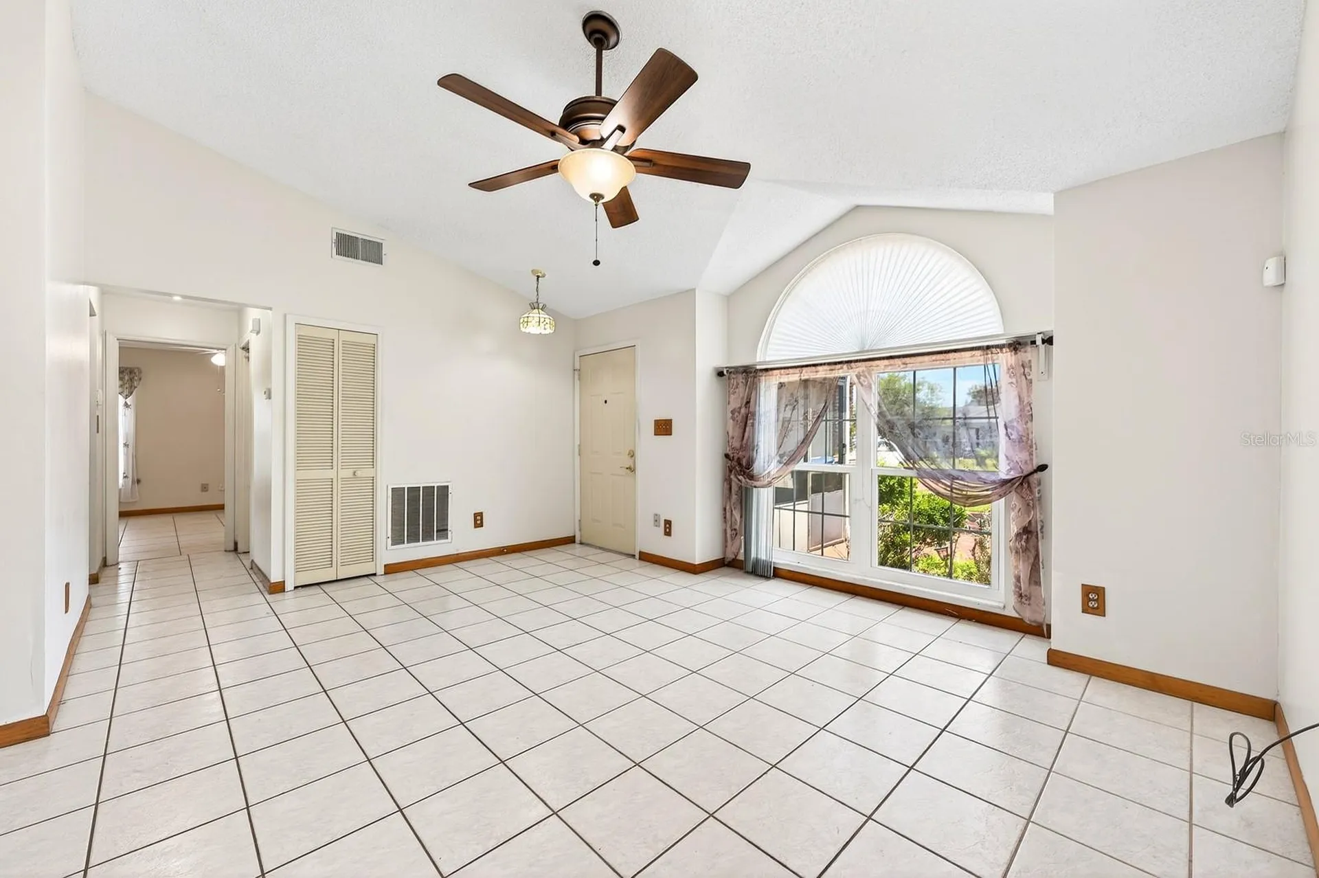 87 Florida Parkway Kissimmee FL 34743