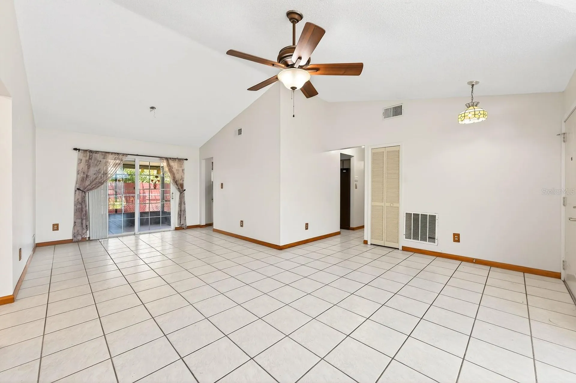 87 Florida Parkway Kissimmee FL 34743