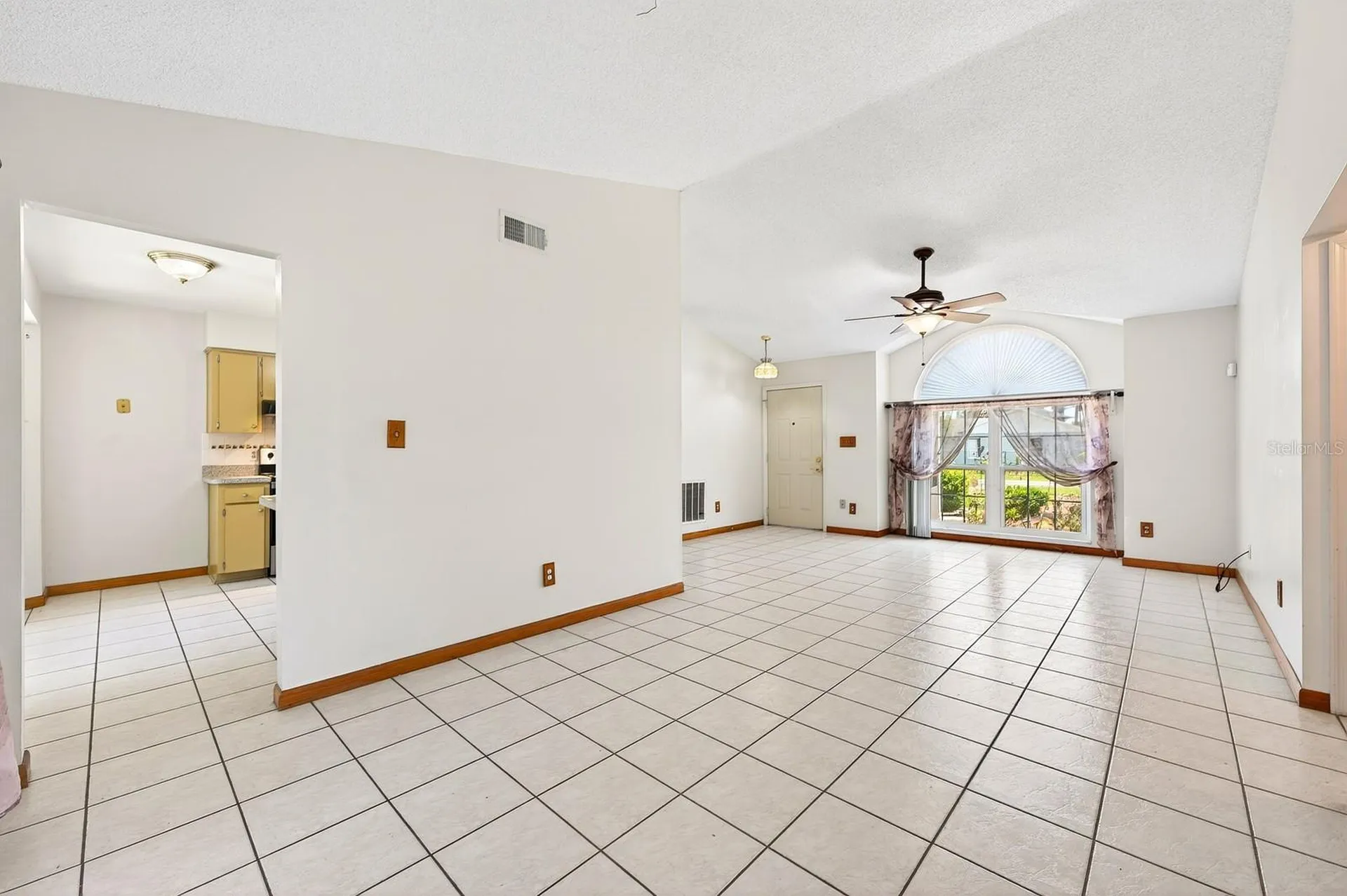 87 Florida Parkway Kissimmee FL 34743