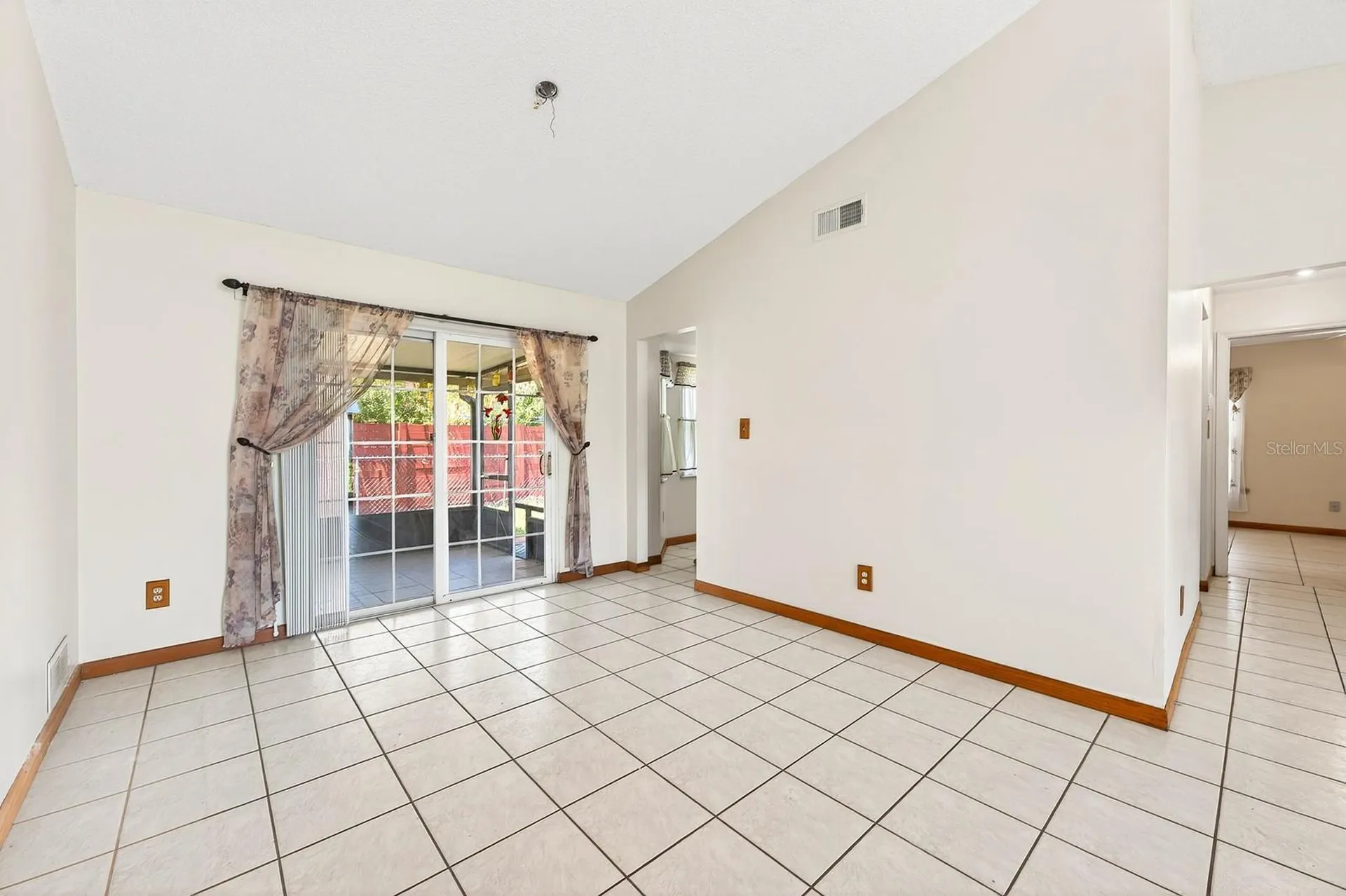87 Florida Parkway Kissimmee FL 34743