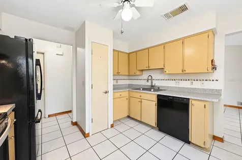 87 Florida Parkway Kissimmee FL 34743