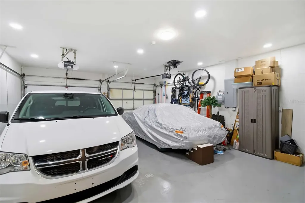 8712 53rd Avenue W Bradenton FL 34210