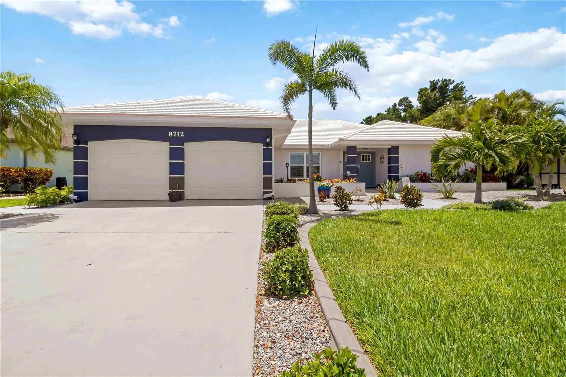 8712 53rd Avenue W Bradenton FL 34210