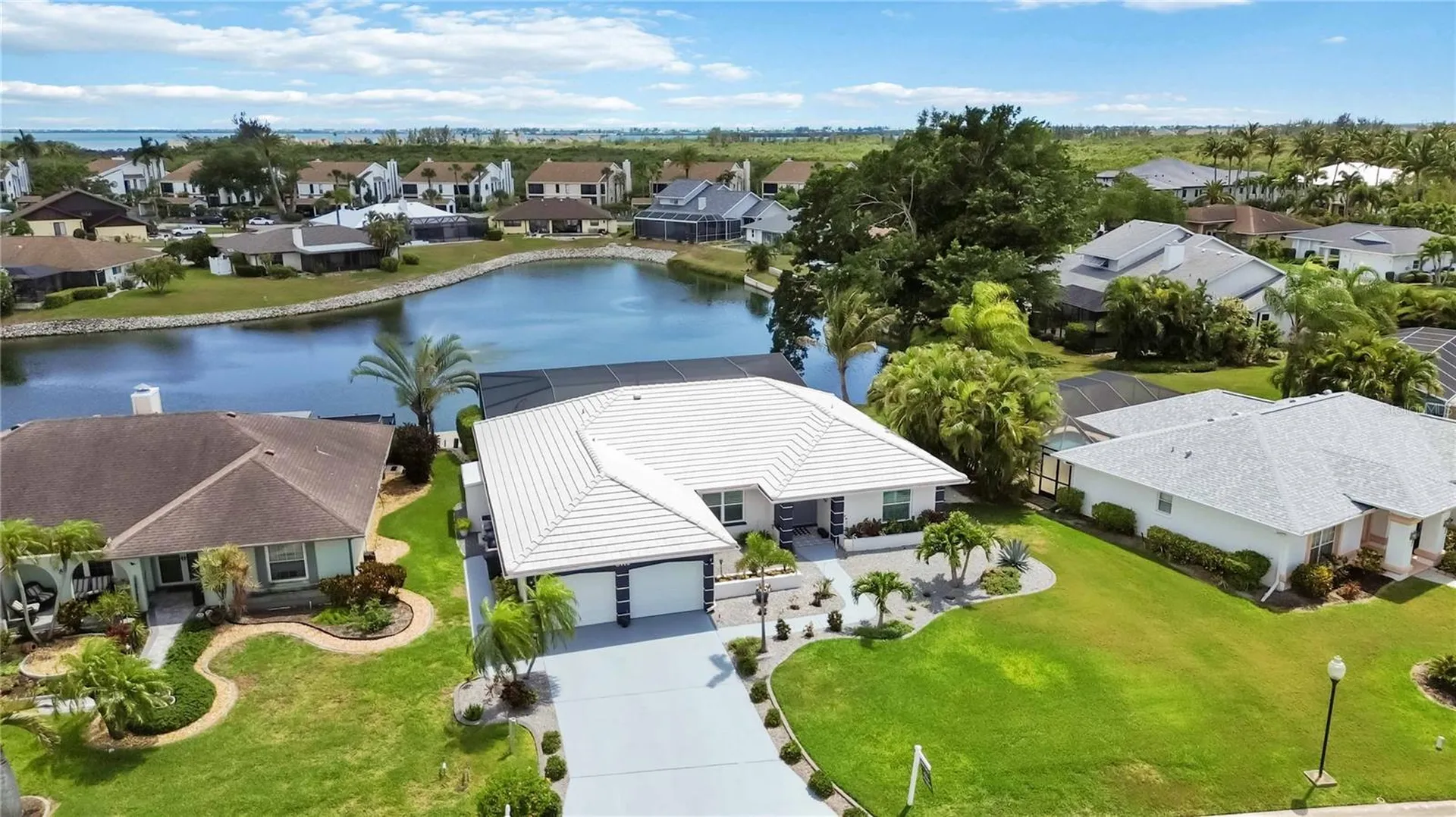 8712 53rd Avenue W Bradenton FL 34210