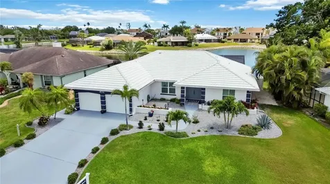 8712 53rd Avenue W Bradenton FL 34210