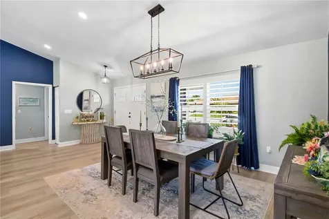 8712 53rd Avenue W Bradenton FL 34210