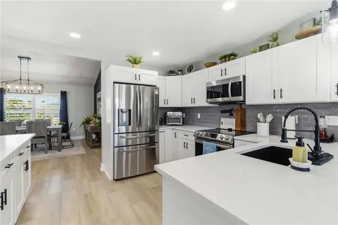 8712 53rd Avenue W Bradenton FL 34210