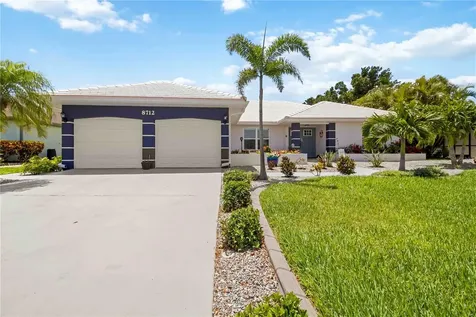 8712 53rd Avenue W Bradenton FL 34210