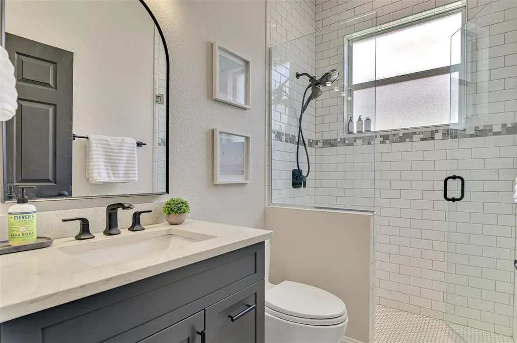 5261 Highbury Circle Sarasota FL 34238