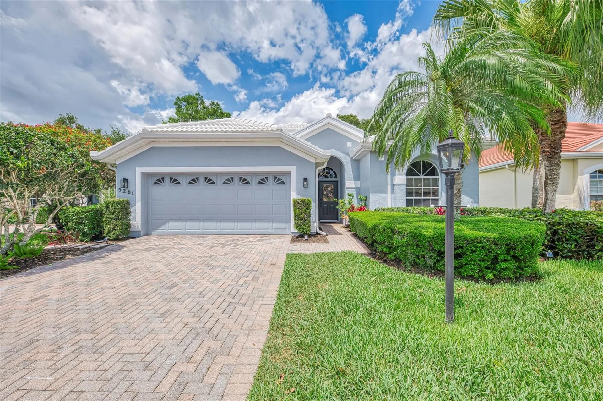 5261 Highbury Circle Sarasota FL 34238