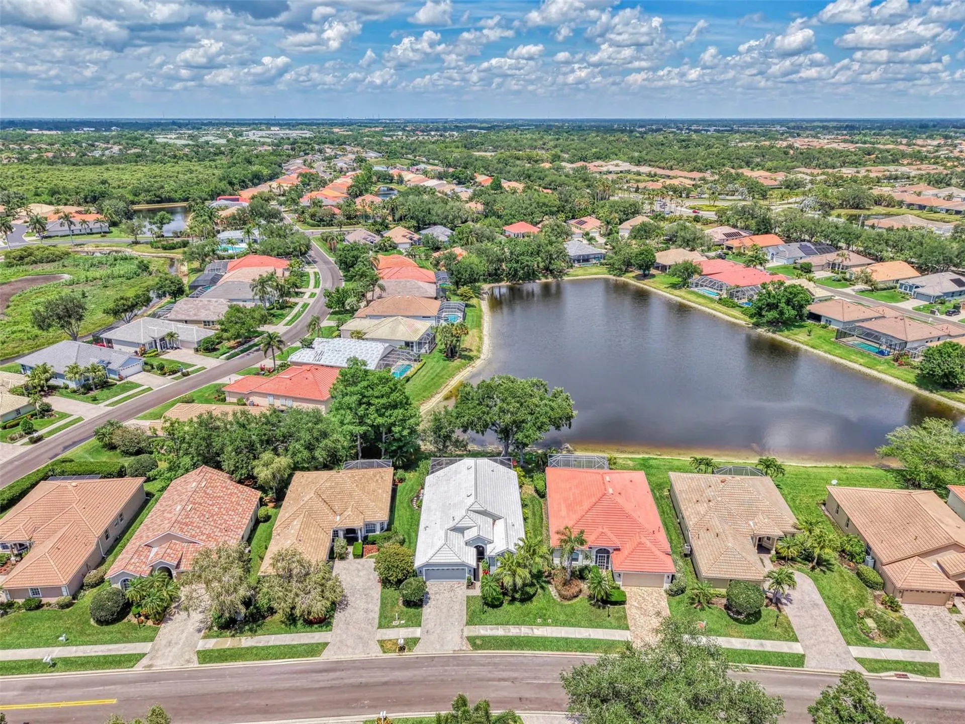 5261 Highbury Circle Sarasota FL 34238