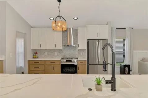5261 Highbury Circle Sarasota FL 34238
