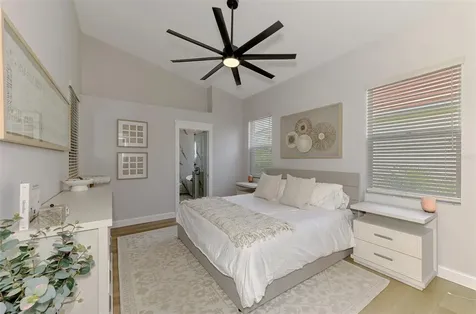 5261 Highbury Circle Sarasota FL 34238