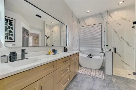 5261 Highbury Circle Sarasota FL 34238