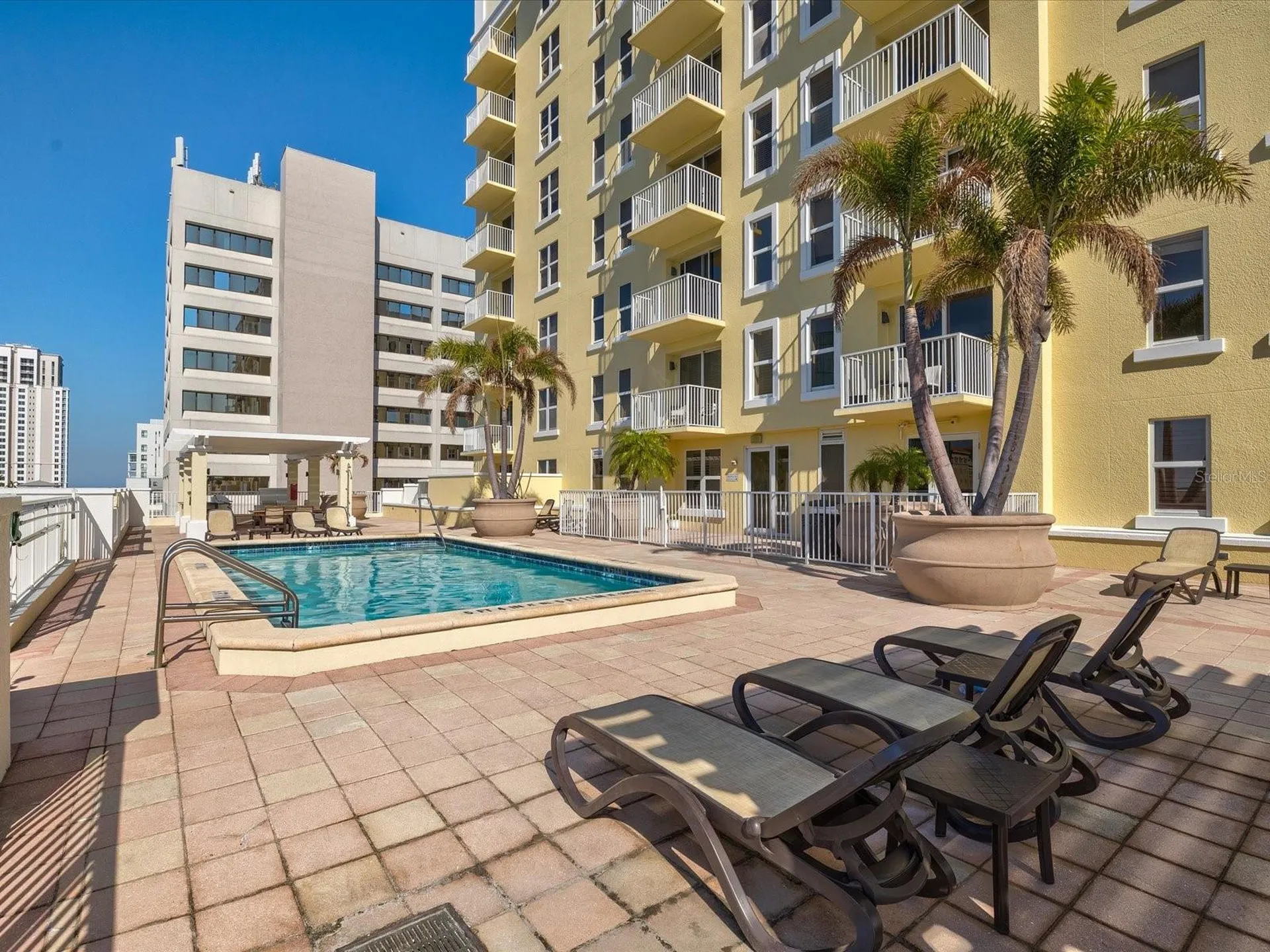 628 Cleveland Street Clearwater FL 33755
