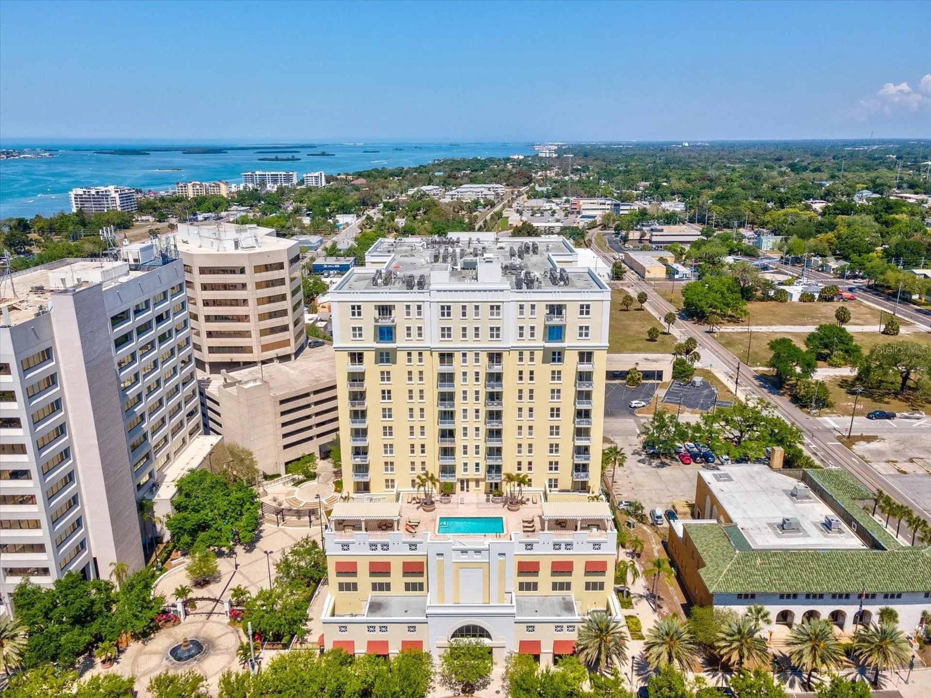 628 Cleveland Street Clearwater FL 33755