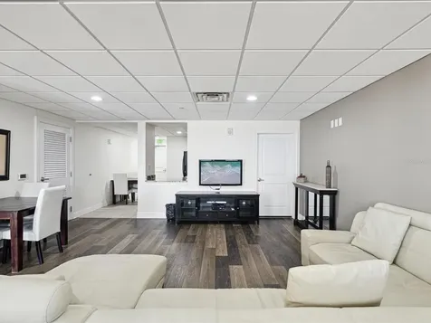 628 Cleveland Street Clearwater FL 33755