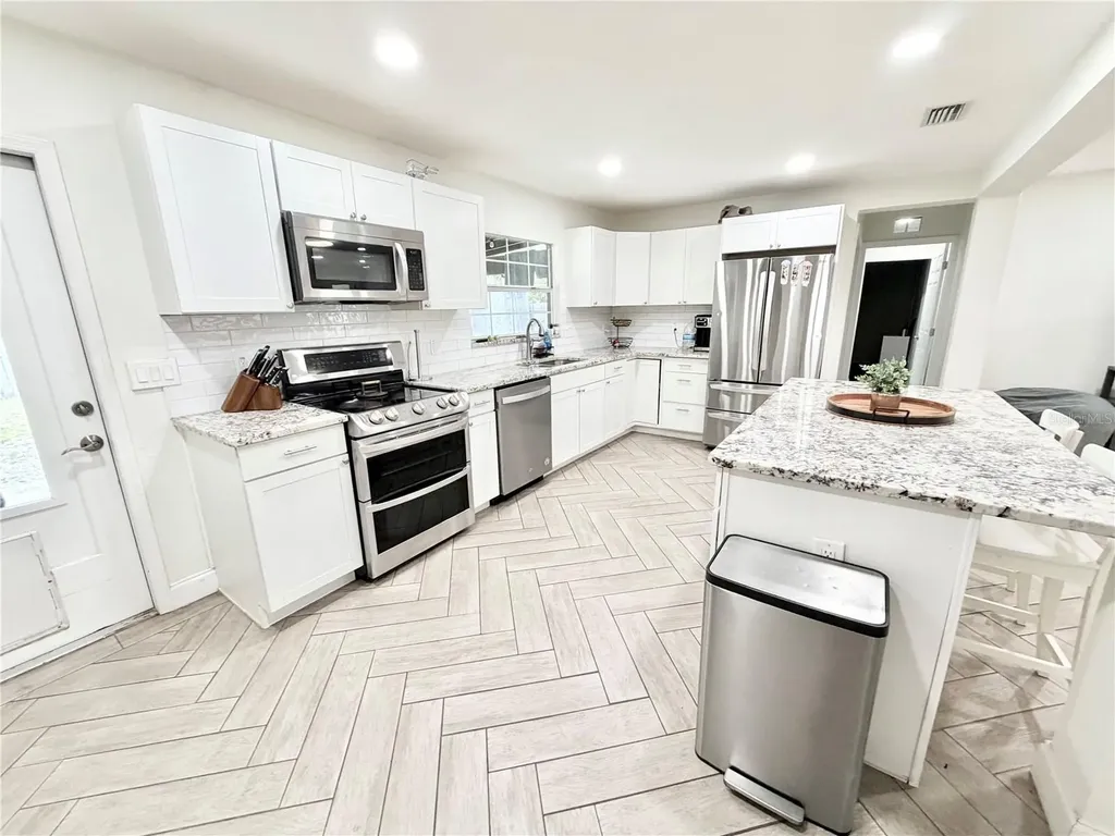626 74th Street N St Petersburg FL 33710